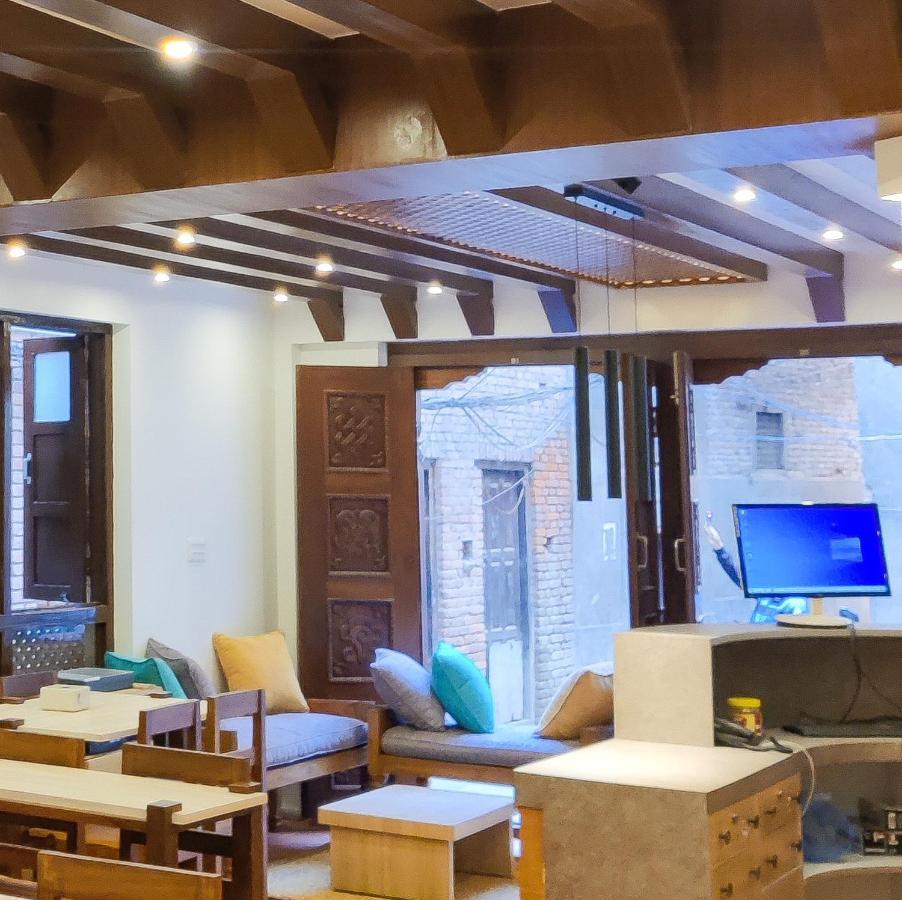 Karuna Hotel Patan Kathmandu Luaran gambar