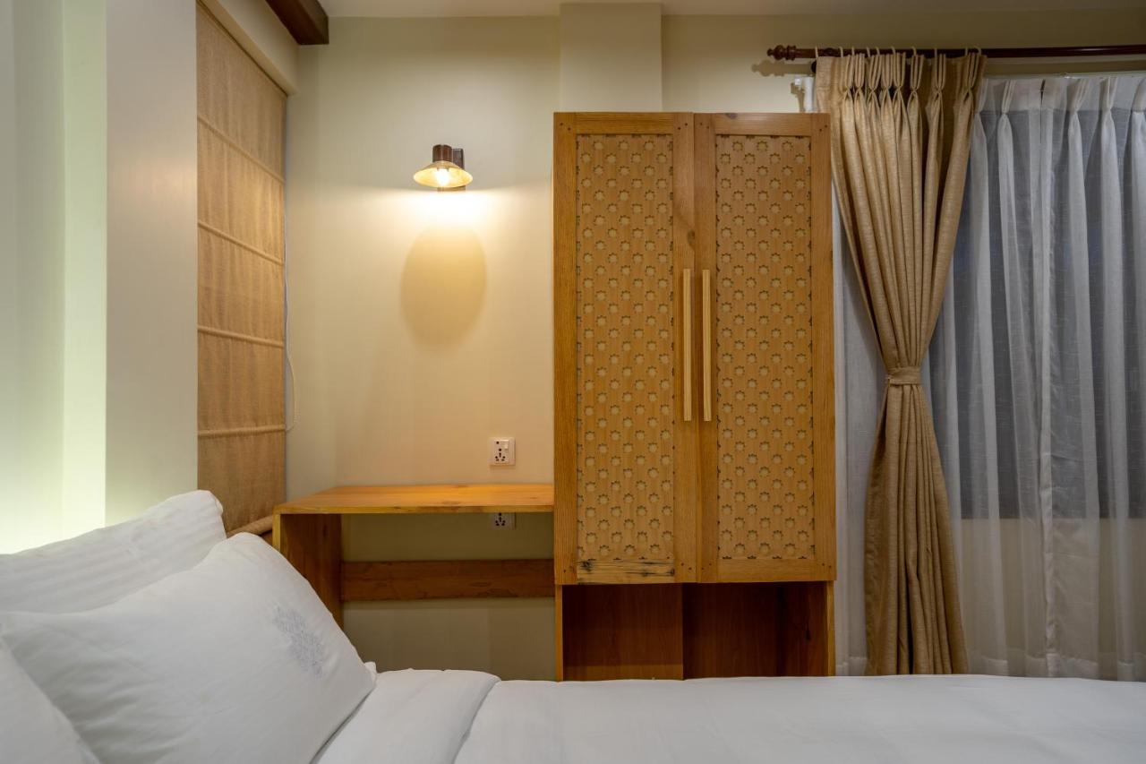 Karuna Hotel Patan Kathmandu Luaran gambar