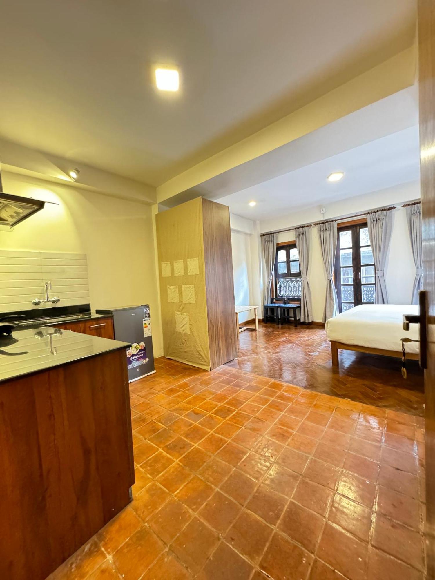 Karuna Hotel Patan Kathmandu Luaran gambar