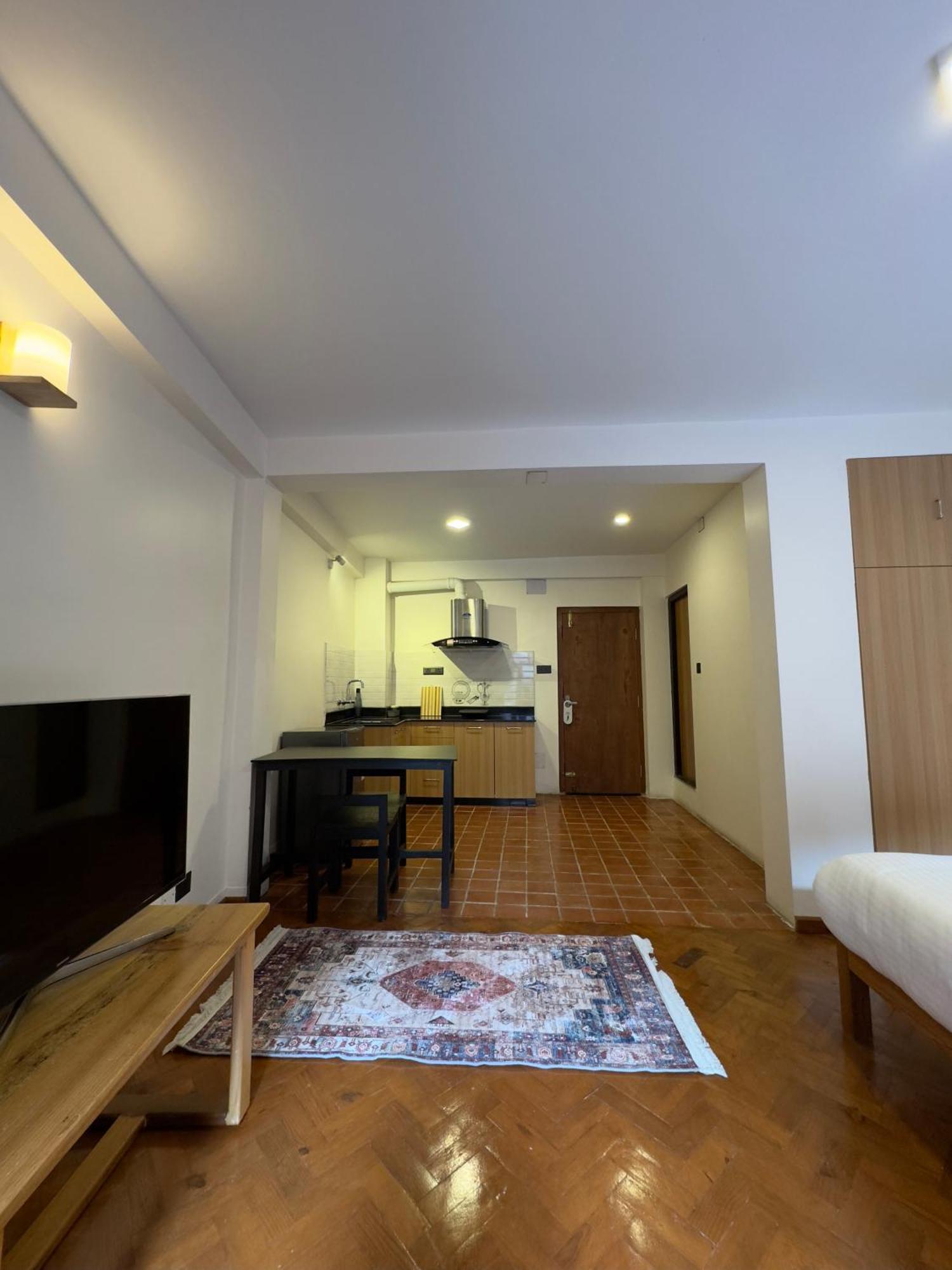 Karuna Hotel Patan Kathmandu Luaran gambar