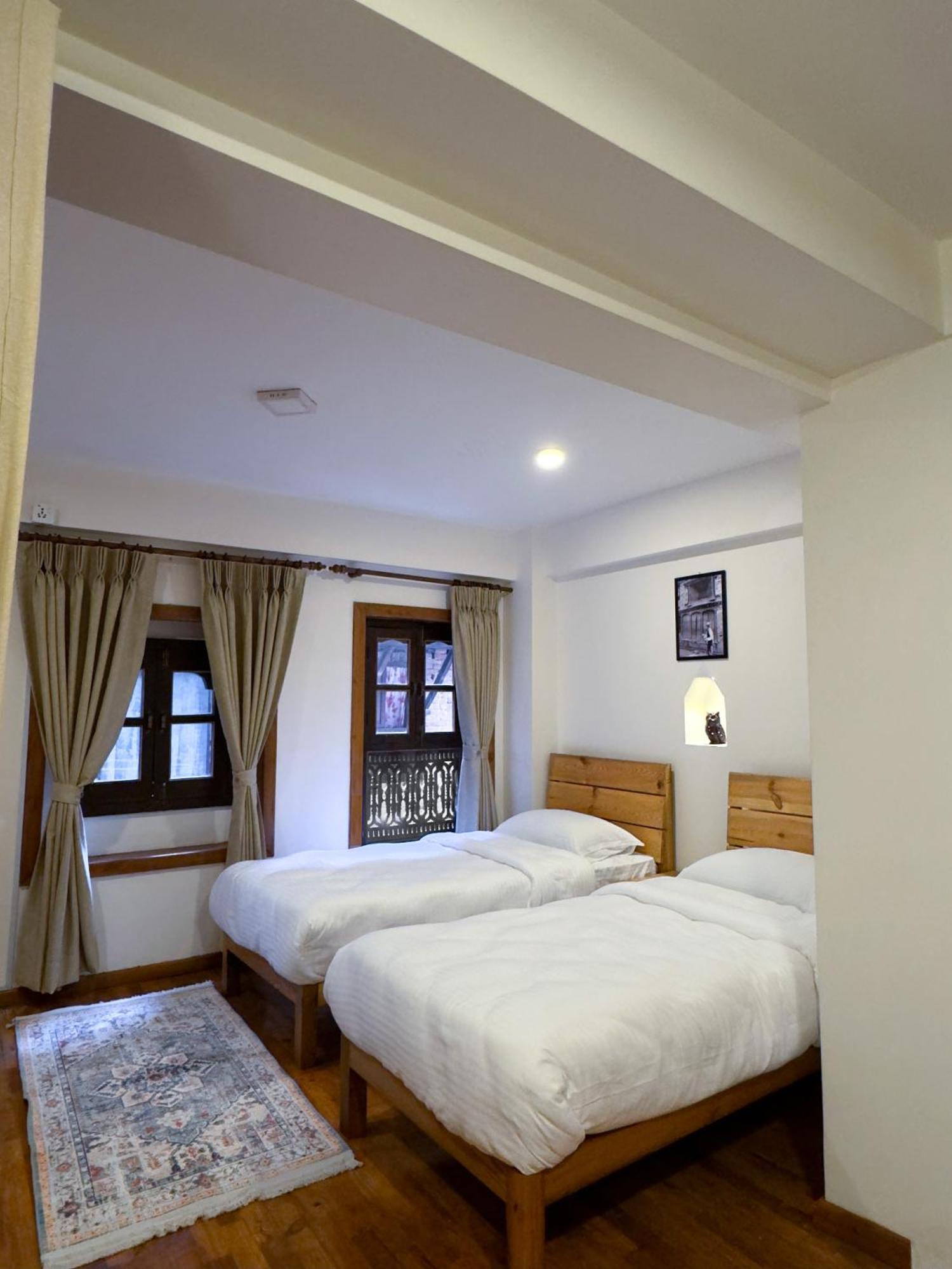 Karuna Hotel Patan Kathmandu Luaran gambar