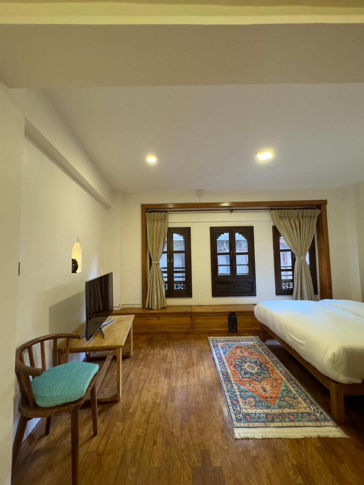 Karuna Hotel Patan Kathmandu Luaran gambar