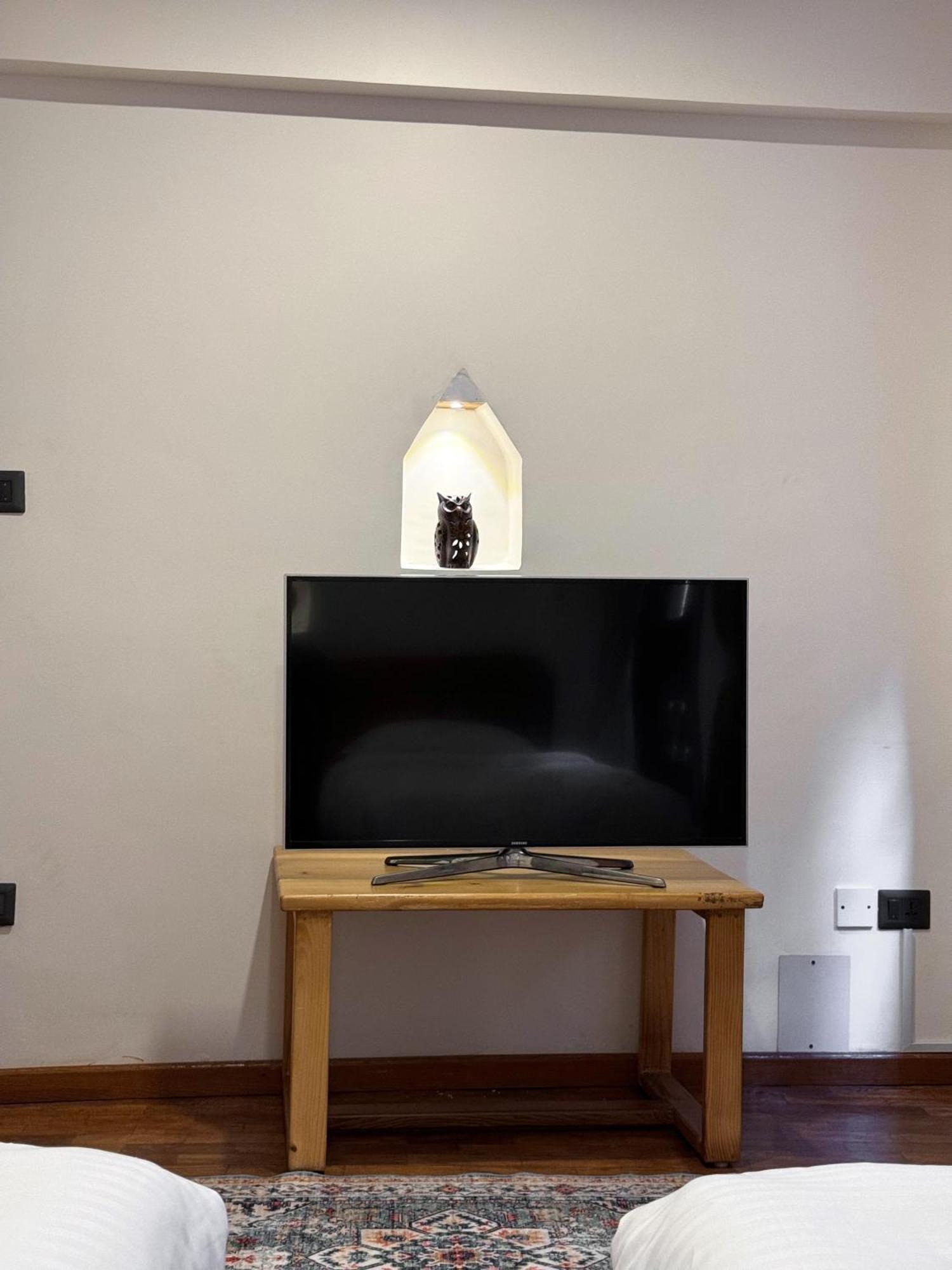 Karuna Hotel Patan Kathmandu Luaran gambar